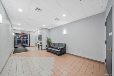 213-02 42nd Ave unit 2A, Bayside, NY 11361 - photo 5