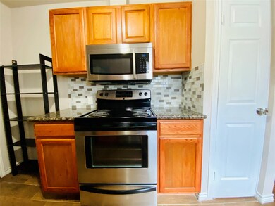 207 Frawley St unit B, Houston, TX 77009 - photo 6