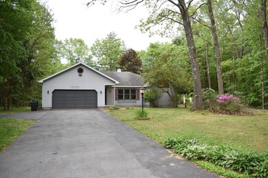 21 Knollwood Dr, Saratoga Springs, NY 12866 - photo 2