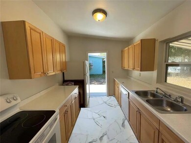 206 Poinciana Cir, Kissimmee, FL 34744 - photo 4