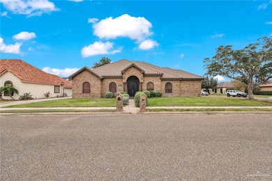 2405 W Rhin Dr, Edinburg, TX 78539 - photo 3