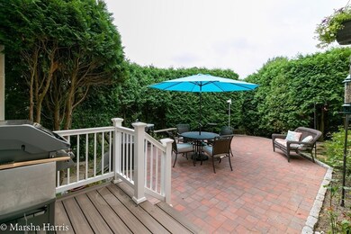 5 Crowns Way, Uxbridge, MA 01569 - photo 4