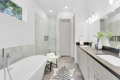 1534 Dewalt St, Houston, TX 77088 - photo 6