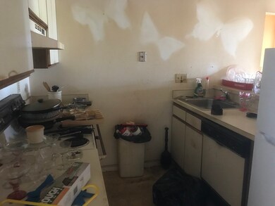 700 Shore Dr unit 407, Fall River, MA 02721 - photo 3