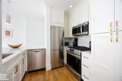 55 W 95th St unit 35, New York, NY 10025 - photo 3