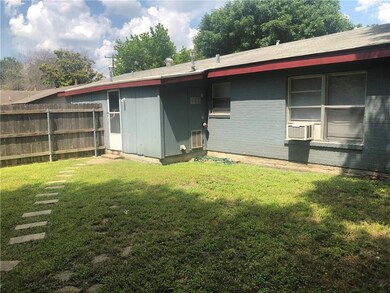 7005 Guadalupe St unit B, Austin, TX 78752 - photo 3