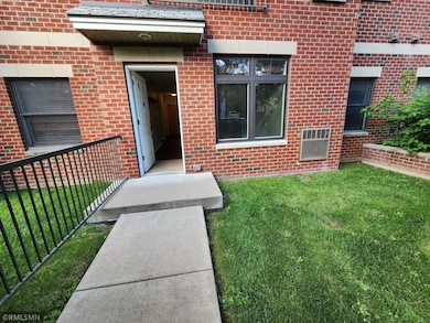 Mill Trace Condominiums unit 103, Minneapolis, MN 55414 - photo 4