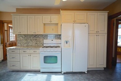 33 Wilfred St, Lynn, MA 01905 - photo 6