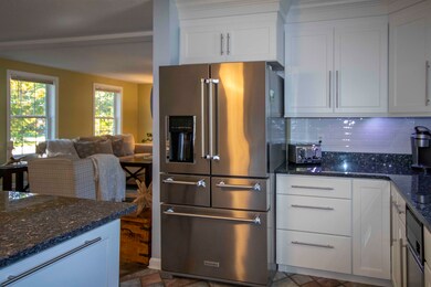 10 Ellsworth Ln, Pelham, NH 03076 - photo 4