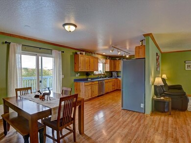 905 E Seamon Rd, Tekoa, WA 99033 - photo 4