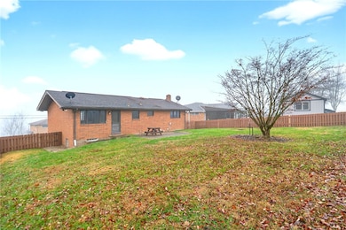 14223 Roberta Dr unit 5, Irwin, PA 15642 - photo 5