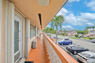 925 SW 11th Ave unit 17J, Hallandale Beach, FL 33009 - photo 7