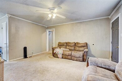 812 E Franklin St, Shawnee, OK 74804 - photo 3