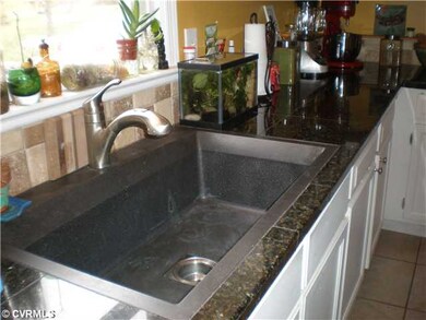 Kitchen - updated kitchen with granite countertops