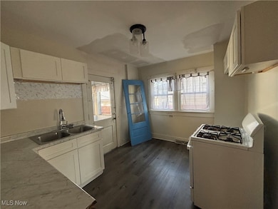 3717 Loveland Rd, Youngstown, OH 44502 - photo 6