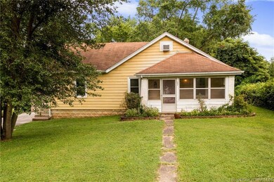 301 Broekers Ln, New Albany, IN 47150 - photo 2