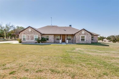 320 Kendall Cir, Weatherford, TX 76088 - photo 2