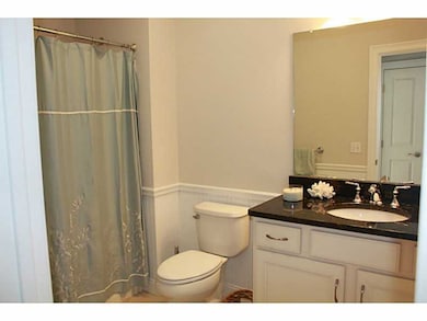 144 Bayridge Dr unit 17A, Middletown, RI 02842 - photo 5