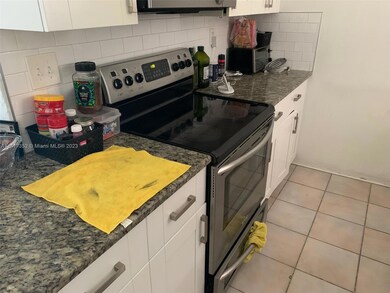 unlisted-address, West Palm Beach, FL 33409 - photo 3