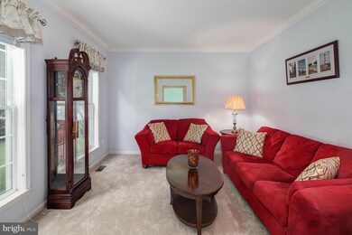 305 Oakleigh Ct, Purcellville, VA 20132 - photo 4