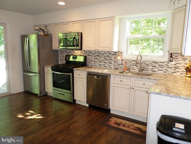 2314 Susan Ct, Atco, NJ 08004 - photo 4