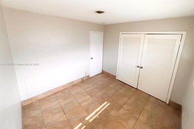 1821 NE 56th St unit 1, Fort Lauderdale, FL 33308 - photo 5