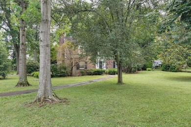 925 W 7th St, Columbia, TN 38401 - photo 2