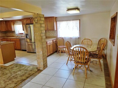 36120 Sunshine Rd, Zephyrhills, FL 33541 - photo 7