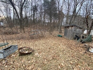 1434 Mammoth Rd, Dracut, MA 01826 - photo 4