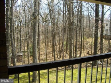 5833 Cove Landing Rd unit 202, Burke, VA 22015 - photo 3