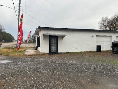 3315 S Division St, Blytheville, AR 72315 - photo 6