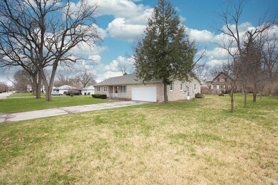 2205 Roys Ave, Elkhart, IN 46517 - photo 2