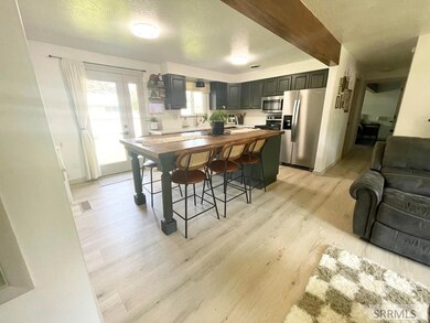 2080 Eagle Dr, Ammon, ID 83406 - photo 4