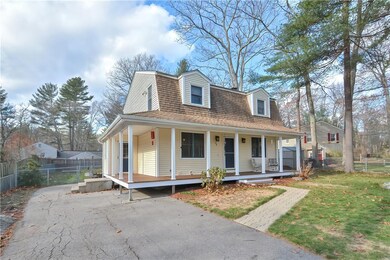 26 Laurel Dr, Chepachet, RI 02814 - photo 2