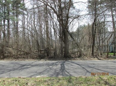 9 Hemlock Dr, Michigan City, IN 46360 - photo 4