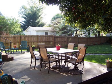 patio - perfect for entertaining!