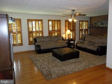 5339 Stonewall Jackson Hwy, Front Royal, VA 22630 - photo 2