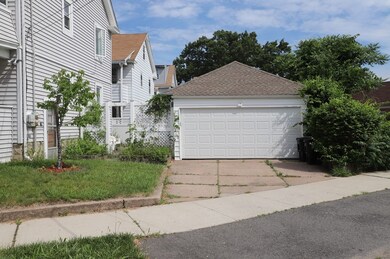 527 Springfield St, Chicopee, MA 01013 - photo 4