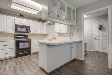 2712 N Hill Terrace, Cleburne, TX 76031 - photo 6