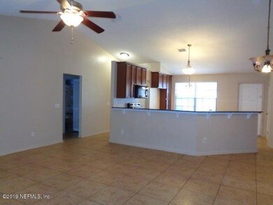 8141 Corky Ln, Jacksonville, FL 32244 - photo 5