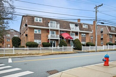 86 Beacon St unit 9, Lawrence, MA 01843 - photo 2