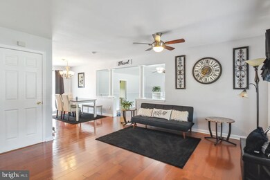 8256 Riviera Dr, Severn, MD 21144 - photo 3