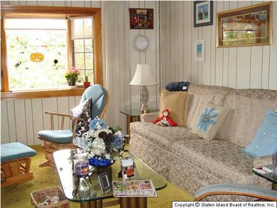 467 Leverett Ave, Staten Island, NY 10308 - photo 2