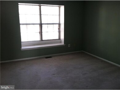 16 N Maple St, Woodbury, NJ 08096 - photo 4