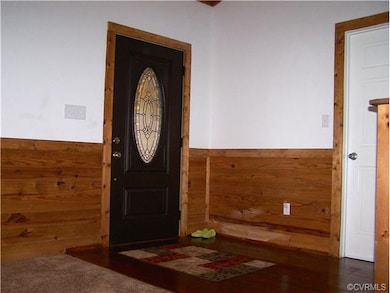 11105 Warwick Dr, North Dinwiddie, VA 23805 - photo 2