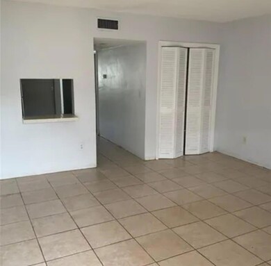 701 NE 8th St unit 4, Hallandale Beach, FL 33009 - photo 3