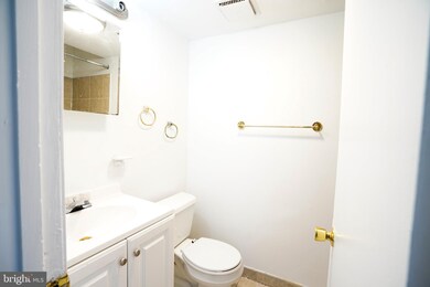 10206 Winchester Ct, Manassas, VA 20109 - photo 7