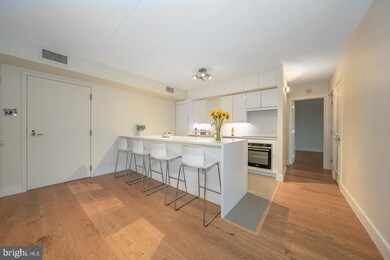 10915 Valley Forge Cir unit 915, King of Prussia, PA 19406 - photo 5