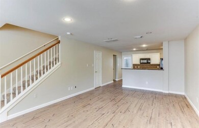 730 Redwing Place Dr, Houston, TX 77009 - photo 5