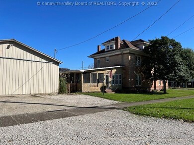 965 Harrison St, Milton, WV 25541 - photo 5